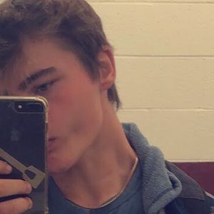 Meet your Posher, Layson